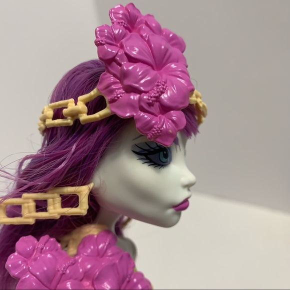 MONSTER HIGH Doll Spectra Ghouls Getaway Complete - Picture 4 of 5